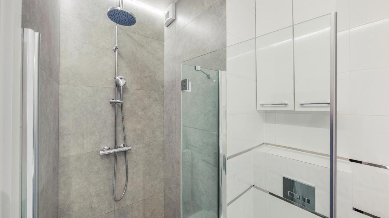 Garden Gates Apartments By Sun & Snow With Roof Terrace غدانسك المظهر الخارجي الصورة